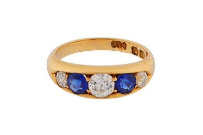 Lot 47 - A FIVE-STONE SAPPHIRE AND DIAMOND RING