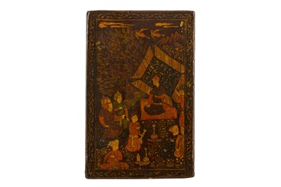 Lot 133 - LACQUERED PAPIER-MÂCHÉ MIRROR CASE