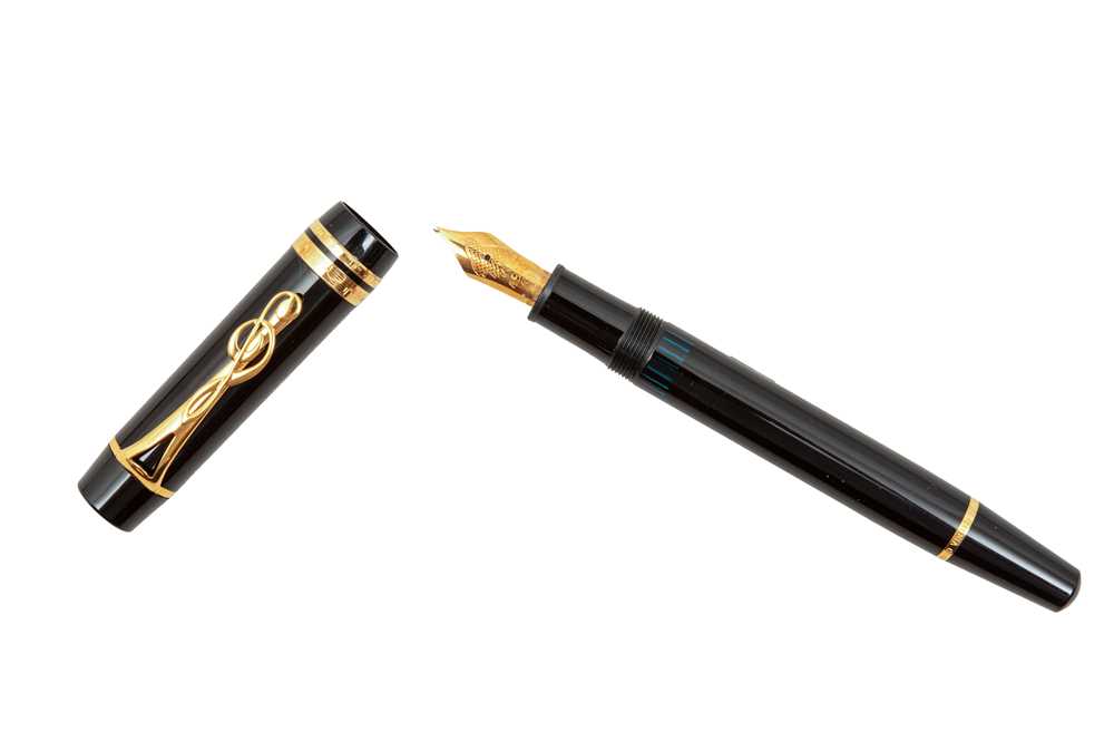 Lot 525 - A MONTBLANC MEISTERSTUCK LEONARD BERNSTEIN