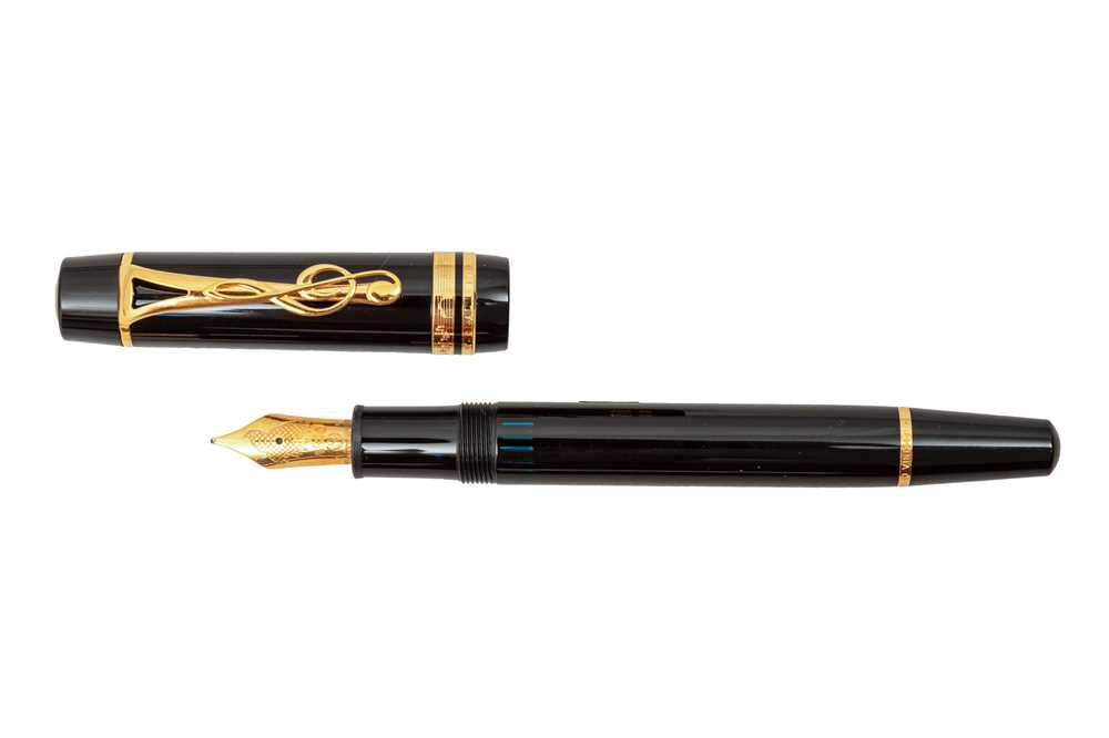 Montblanc leonard bernstein fountain pen best sale