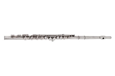 Lot 135 - A cased mid- 20th century American sterling silver flute