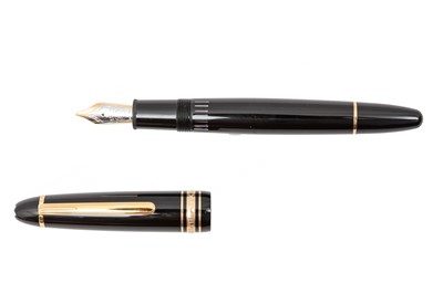 Lot 529 - A MONTBLANC MEISTERSTUCK FOUNTAIN PEN