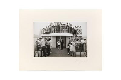Lot 152 - Garry Winogrand (1928-1984)