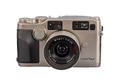 Lot 268 - A Contax G2 Rangefinder Camera