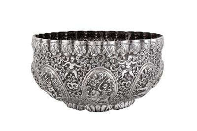 Lot An early 20th century Anglo – Indian unmarked silver bowl, Lucknow circa 1910