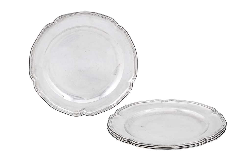 Lot 333 - Three Alexander III late 19th century Russian 84 zolotnik silver dinner plates, Moscow 1883 by Vasilly Sergeevich Sikachev (est. 1883)