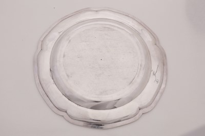 Lot 333 - Three Alexander III late 19th century Russian 84 zolotnik silver dinner plates, Moscow 1883 by Vasilly Sergeevich Sikachev (est. 1883)