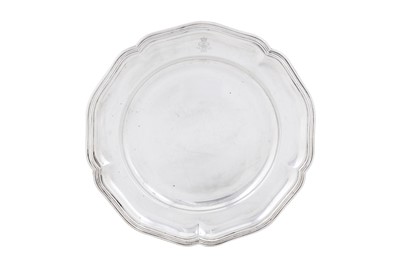 Lot 387 - An early 20th century Danish 826 standard silver dinner plate, Copenhagen 1926 by E. A. C. Rose (Nykøbing 1893-1937), retailed by Anton Michelson