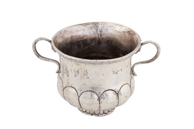 Lot 251 - A 20th century South American unmarked silver twin handled bowl