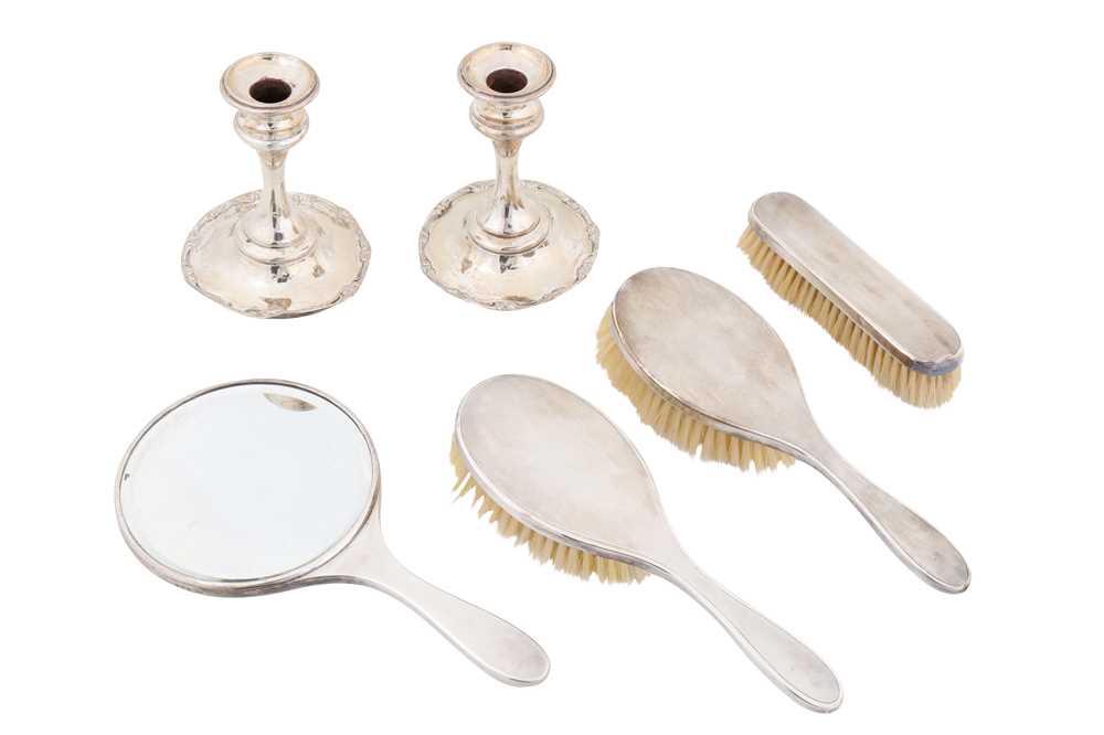 Lot 228 - A mixed group of sterling silver dressing table items