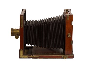 Lot 73 - A Manistre & Robbins Co. Whole Plate Mahogany & Brass Tailboard Camera