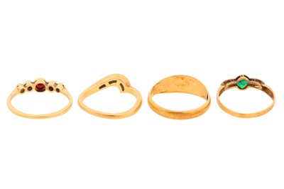 Lot 20 - A COLLECTION OF FOUR RINGS