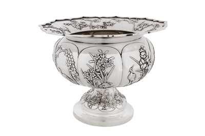 Lot 119 - An early 20th century Chinese export silver pedestal bowl, Canton circa 1920, marked Tai Chang Long, retailed by Wang Hing