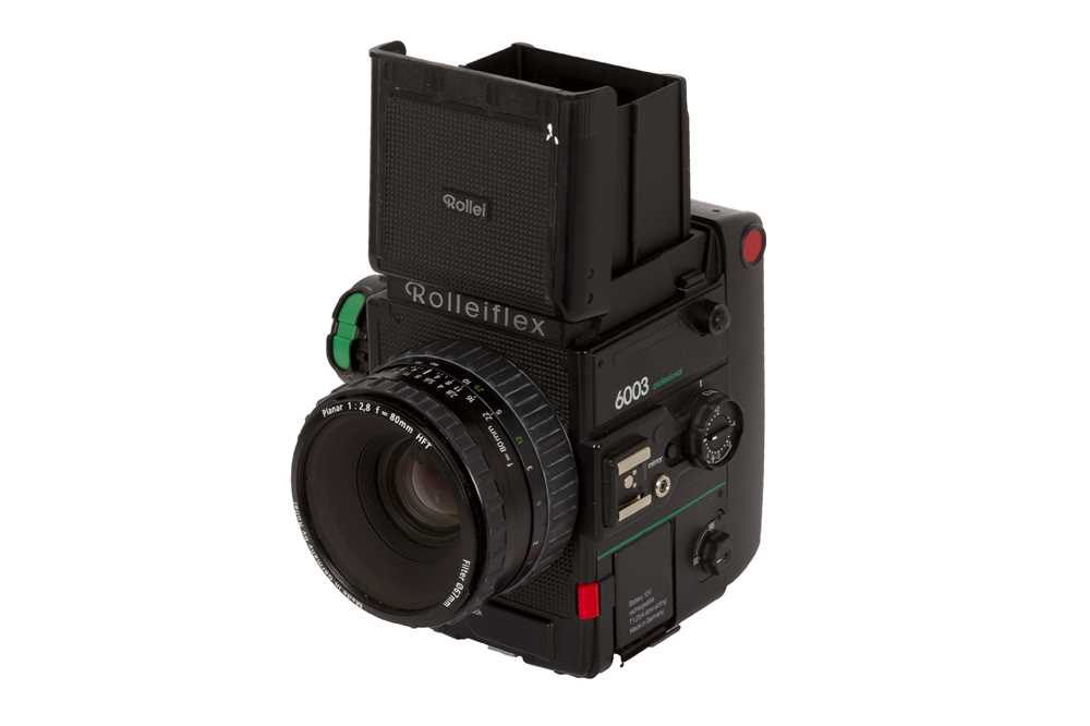 Lot 230 - A Rolleiflex 6003 Professional Medium Format Outfit
