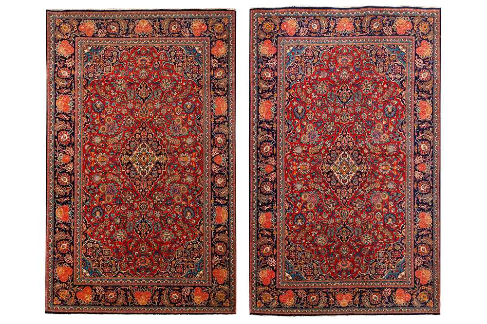 Lot 96 - A PAIR OF VERY FINE KASHAN RUGS, CENTRAL PERSIA