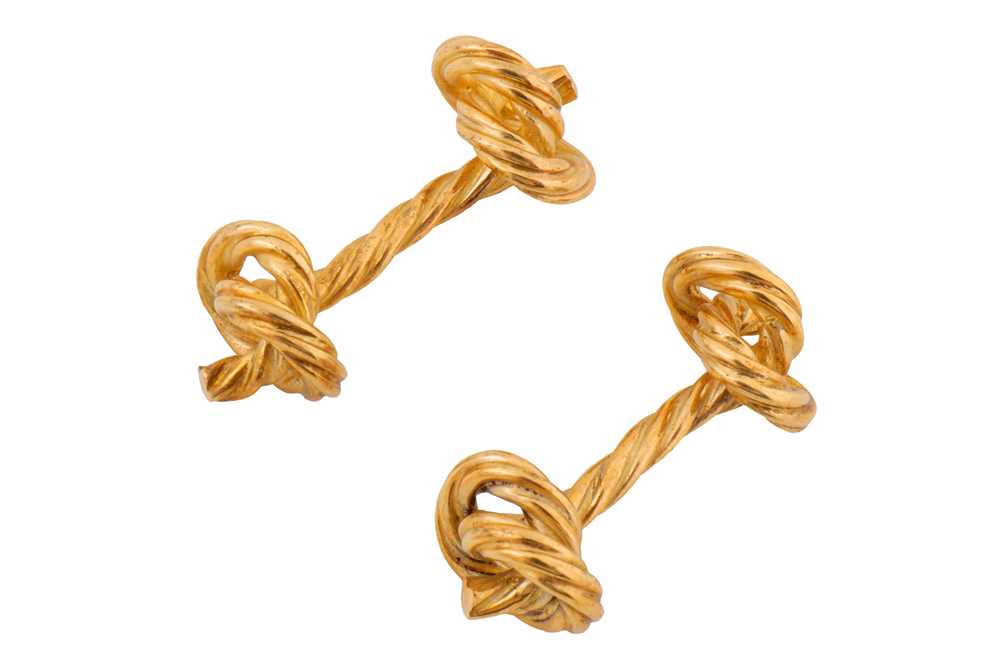 Lot 37 - A PAIR OF 9CT GOLD ROPE-TWIST CUFFLINKS, CIRCA 1988
