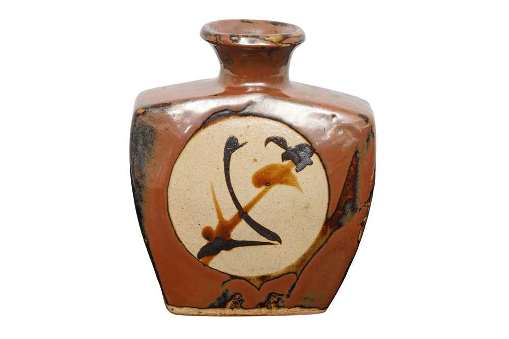 Lot 70 - SHOJI HAMADA (JAPANESE 1894-1978)