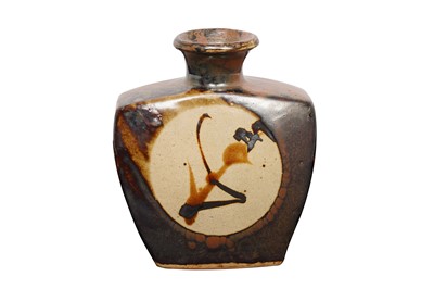 Lot 70 - SHOJI HAMADA (JAPANESE 1894-1978)