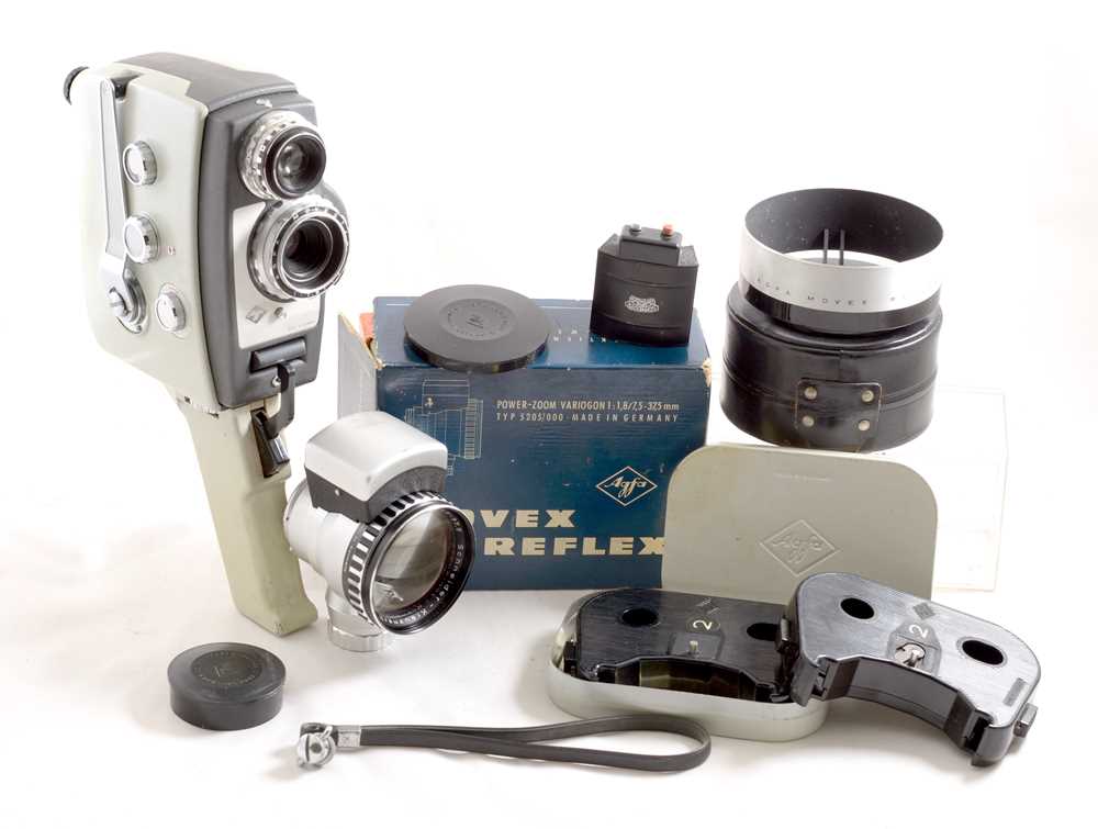216/ Vintage camera AGFA Movex Reflex 8 mm 1963 avec valise 216/ Vintage camera AGFA Movex Reflex 8 mm 1963 avec valise