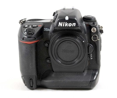Lot 1025 - Nikon D2Xs Digital Camera Body, Untested.