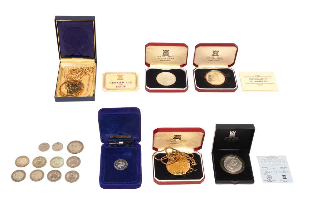 Lot 71 - A MISCELLANY OF SILVER COINAGE