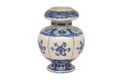 Lot 270 - A CHINESE BLUE AND WHITE LOBED VASE