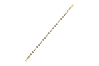 Lot 288 - A SAPPHIRE BRACELET