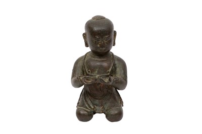 Lot 203 - A CHINESE BRONZE FIGURE OF AN ATTENDANT BOY