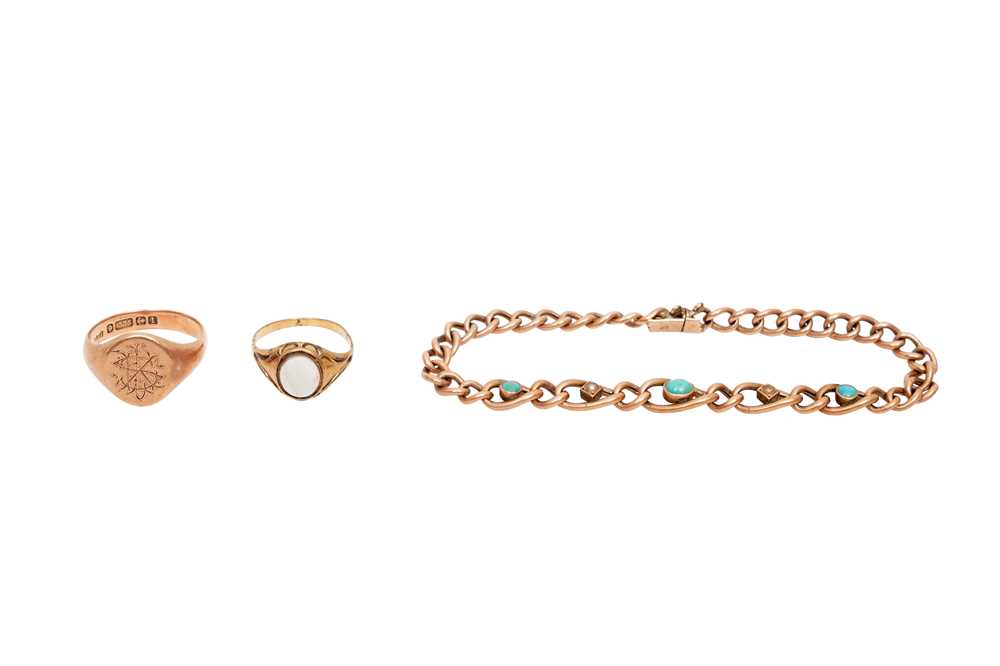 Lot 43 - TWO RINGS AND A BRACELET