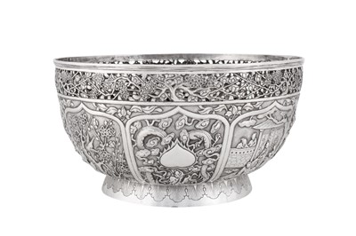 Lot A large late 19th / early 20th century Chinese export silver bowl, Canton circa 1900, retailed by On Hing