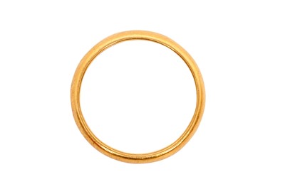 Lot 16 - A 22CT YELLOW GOLD BAND, CIRCA 1969