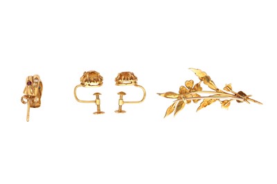 Lot 42 - A COLLECTION OF GEM-SET JEWELLERY