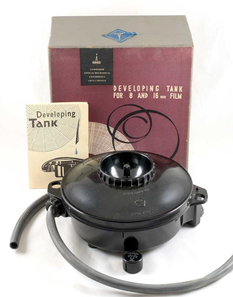 Developer Tank Lot 221 - LOMO 8mm & 16mm Cine Film Developing Tank.