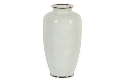 Lot 266 - A JAPANESE CLOISONNÉ ENAMEL 'PEONY' VASE