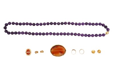 Lot 44 - A COLLECTION OF JEWELLERY