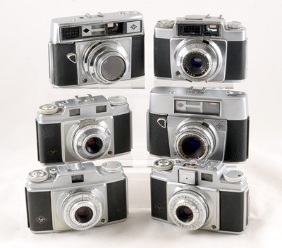 Lot 1031 - A Group of Agfa Silette Cameras.To include Super Silette and metered versions etc