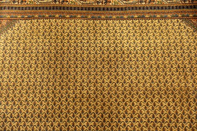 Lot 279 - A FINE SERABAND CARPET