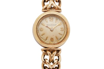 Lot 265 - A LADY'S GOLD JAEGER LeCOULTRE DRESS WATCH