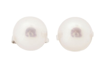 Lot 428 - TIFFANY & CO Ι A PAIR OF CULTURED PEARL STUD EARRINGS, CIRCA 2011