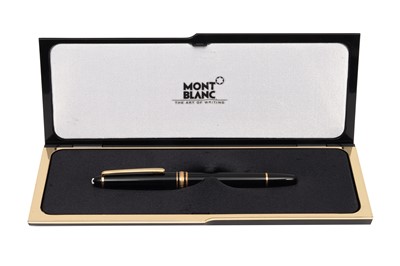 Lot 42 - A MONTBLANC MEISTERSTUCK FOUNTAIN PEN