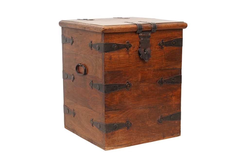 Lot 278 - AN INDIAN SHEESHAM WOOD TRUNK, LATE 20TH 20TH CENTURY