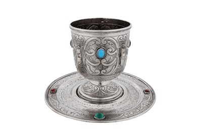 Lot 363 - A mid-20th century Spanish 915 standard silver footed cup on stand, Madrid circa 1960 by MG, possibly for Manuel Garrido