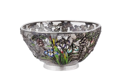 Lot 279 - An early 20th century Japanese silver and enamel mounted glass bowl, Yokohama circa 1920