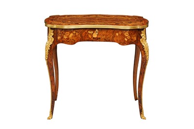 Lot 126 - A LOUIS XV STYLE MARQUETRY INLAID LADIES WRITING TABLE