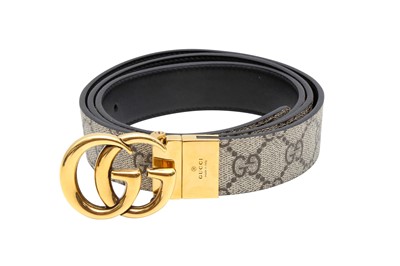 Lot 105 - Gucci Beige GG Supreme Reversible Marmont Belt - Size 110