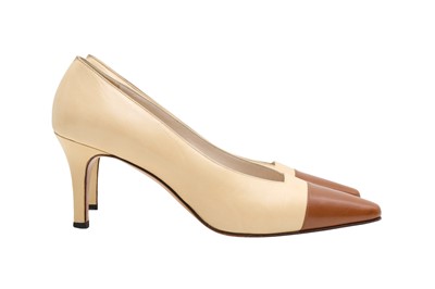 Lot 114 - Chanel Beige Classic Bi Colour Heeled Pump - Size 39.5