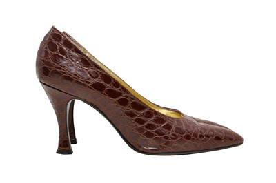 Lot 60 - Christian Dior Brown Crocodille Classic Heeled Pump - Size US 9.5