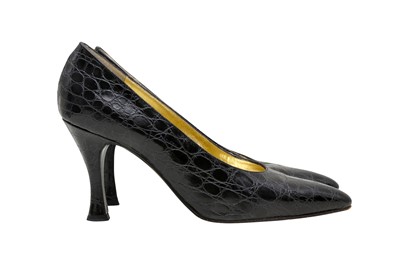 Lot 227 - Christian Dior Black Crocodille Classic Heeled Pump - US 9.5