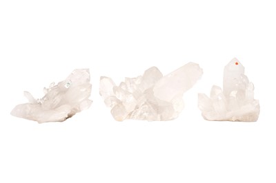 Lot 462 - THREE CLEAR QUARTZ CLUSTERS.