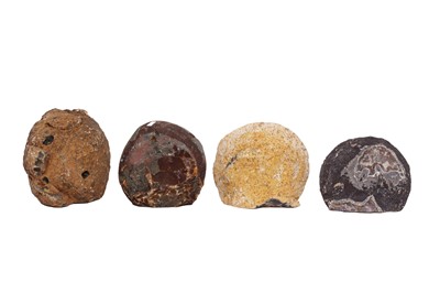Lot 56 - A GROUP OF AGATE GEODES AND AGATE SLICES